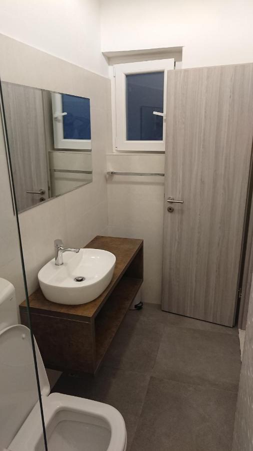 Apartments Dana Omiš Εξωτερικό φωτογραφία