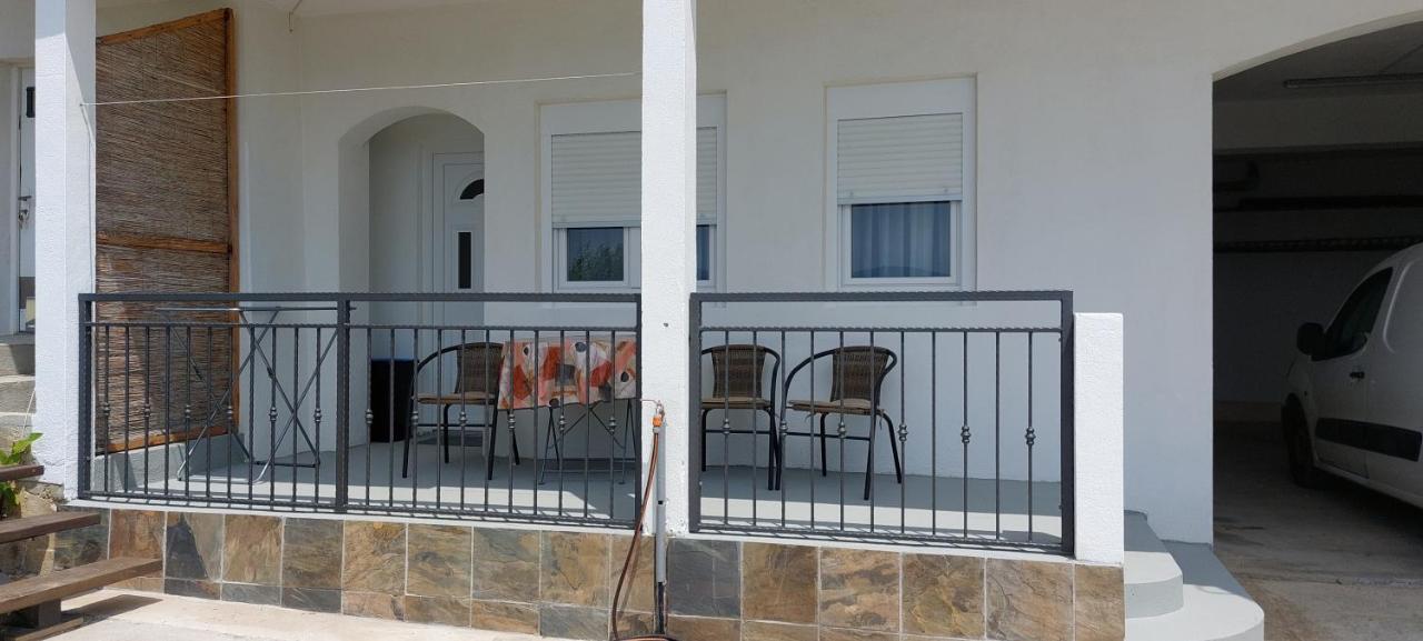 Apartments Dana Omiš Εξωτερικό φωτογραφία