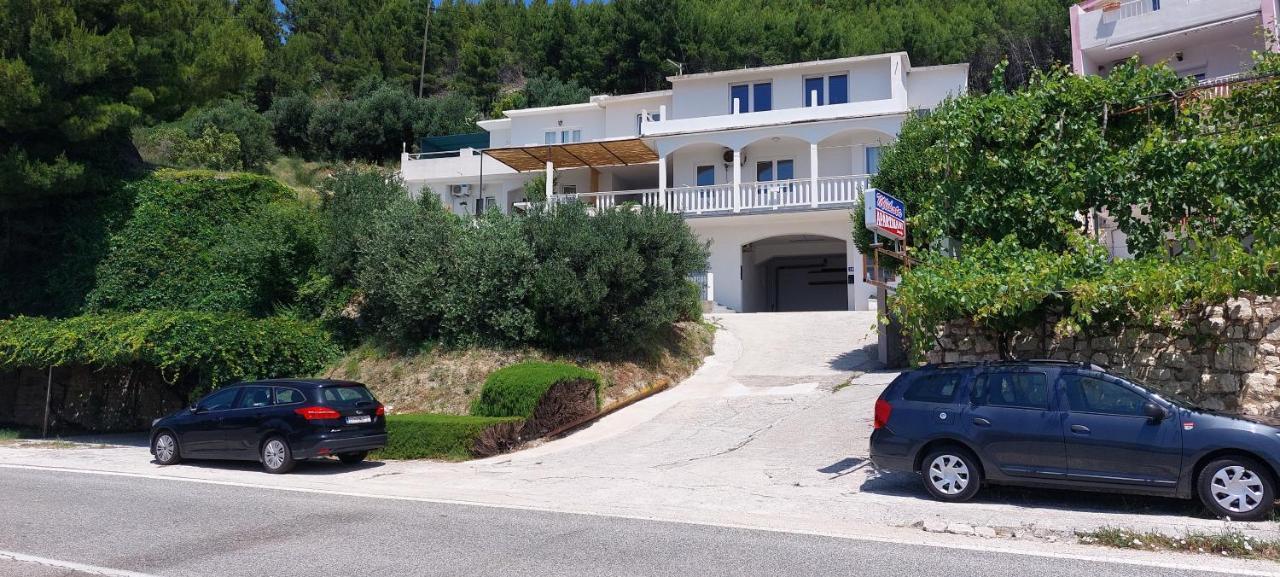 Apartments Dana Omiš Εξωτερικό φωτογραφία